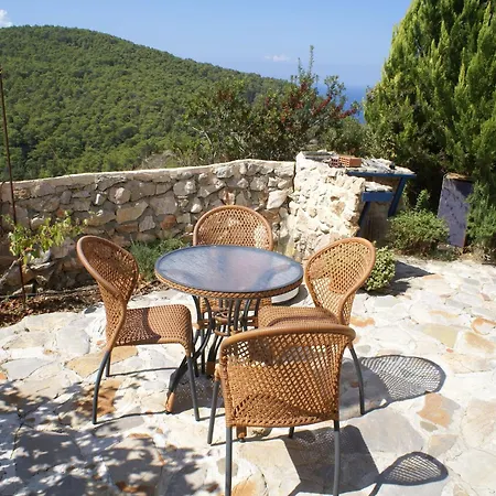 With Garden In Дом отдыха Kritinia