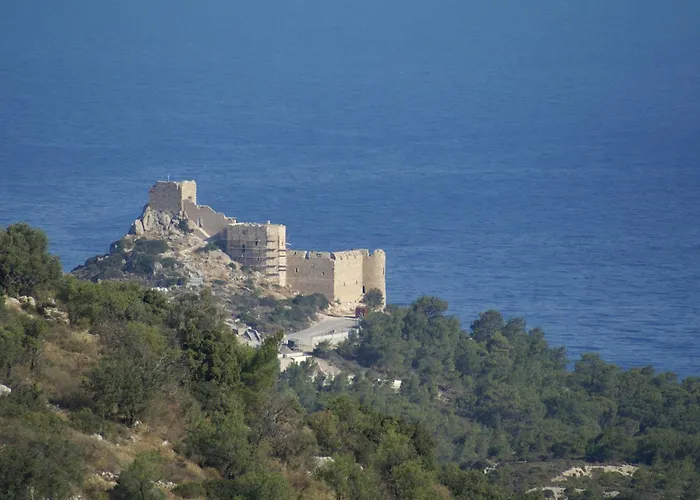 Дом отдыха With Garden In *