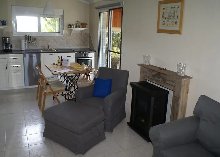 With Garden In Kritinia