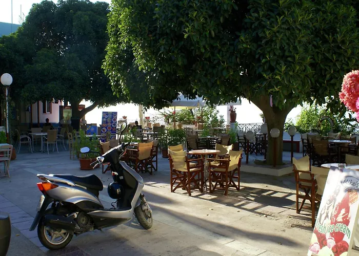 Holiday home Holiday Home With Garden In Kritinia Kritinia