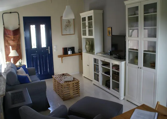 Дом отдыха With Garden In *